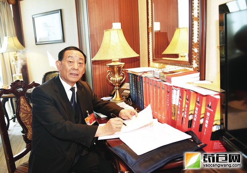 全国人大代表、国医大师唐祖宣连续五年为&ldquo;中医药立法&rdquo;上书，以便让博大精深的中医和中医文化，更好地释放独有价值。